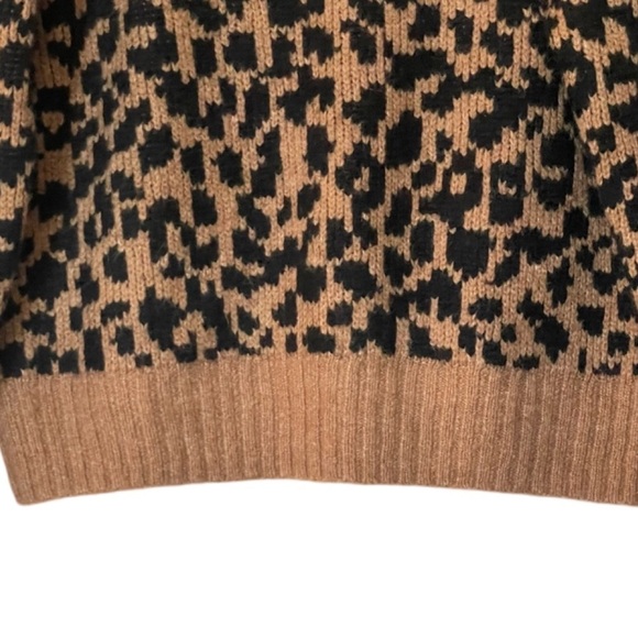 Old Navy Long Sleeve Cheetah Print Mock Neck Brown Black Sweater NWT Size XS - Picture 4 of 7